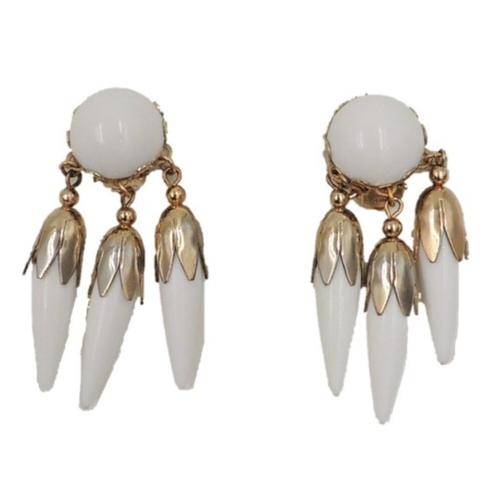 Vintage 1950s Napier Goldtone & White Resin Drops Clip Earrings